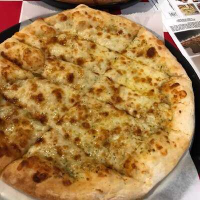 Charlie Mac's Pizzeria