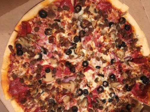 Jim's Razorback Pizza