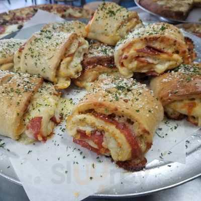 Mama's Pizza And Grill