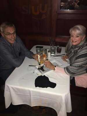 Black Cow Fat Pig Pub & Steak