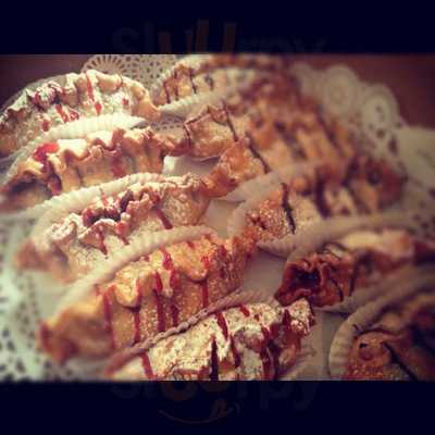 Empanada Lady Food Truck