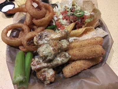 Buffalo Wild Wings Grill And Bar