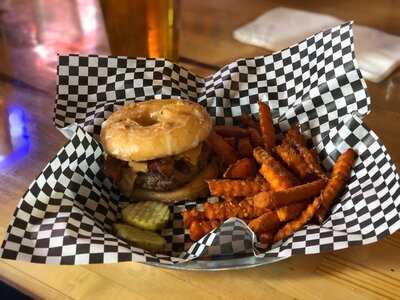 Harry's Hair Cuts & Hot Towels