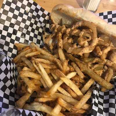 Harry's Hair Cuts & Hot Towels