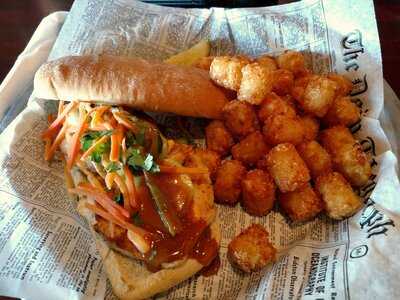 Dj's Tap House & Grill