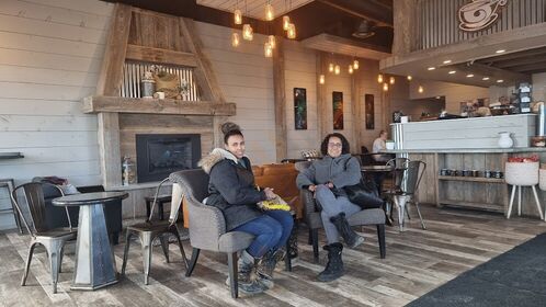 Meg-a-latte Coffee House