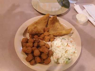 Family Style Chicken And Seafood