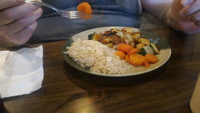 Family Style Chicken And Seafood