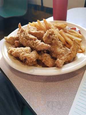 Family Style Chicken And Seafood