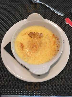 Samuel's At The Andover Inn