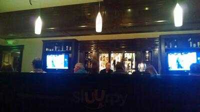 Samuel's At The Andover Inn