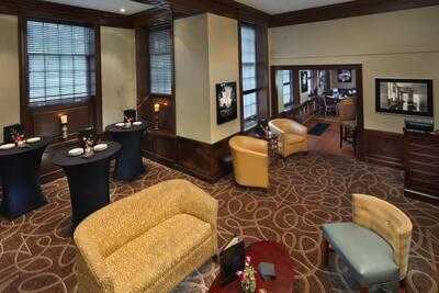 Samuel's At The Andover Inn