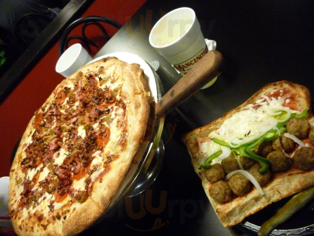 Mancino's Pizza & Grinders