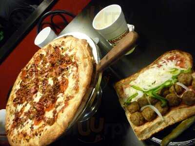 Mancino's Pizza & Grinders