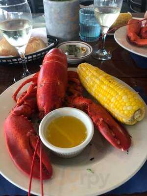 Hobbs Harborside Restaurant