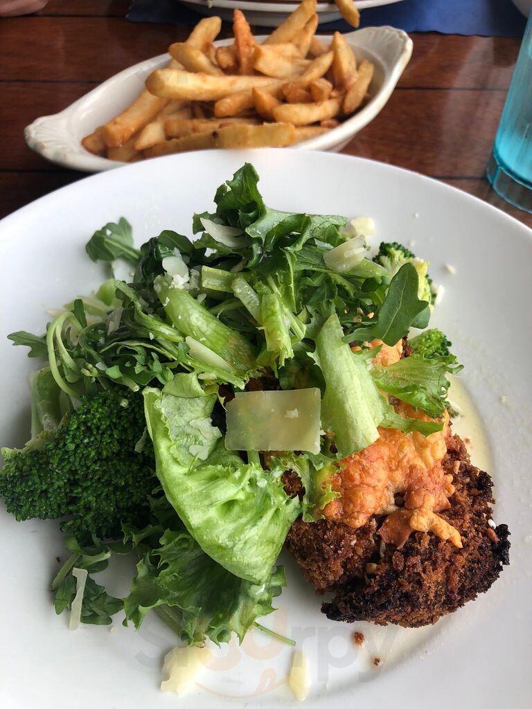 Hobbs Harborside Restaurant