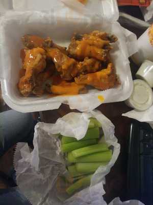 Touchdown Wings