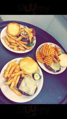 Fat Daddy's Bar & Grill