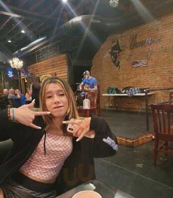 Yancey's Gastropub & Brewery