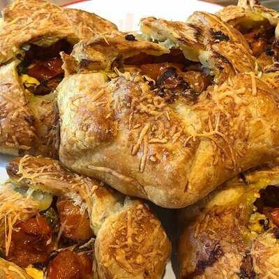 1690 House Bakeshop And Cafe