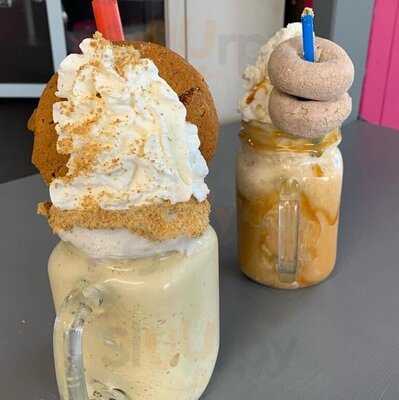 Family Fun Ice Cream Parlor