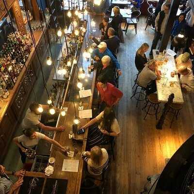 Django's Restaurant & Wine Bar