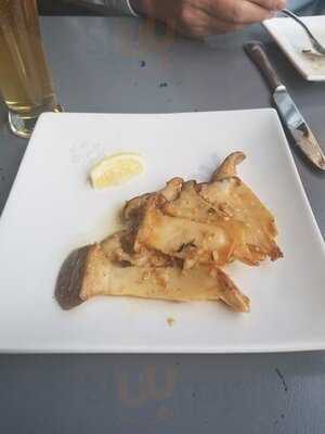 Django's Restaurant & Wine Bar