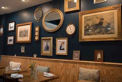 The James Pub & Provisions