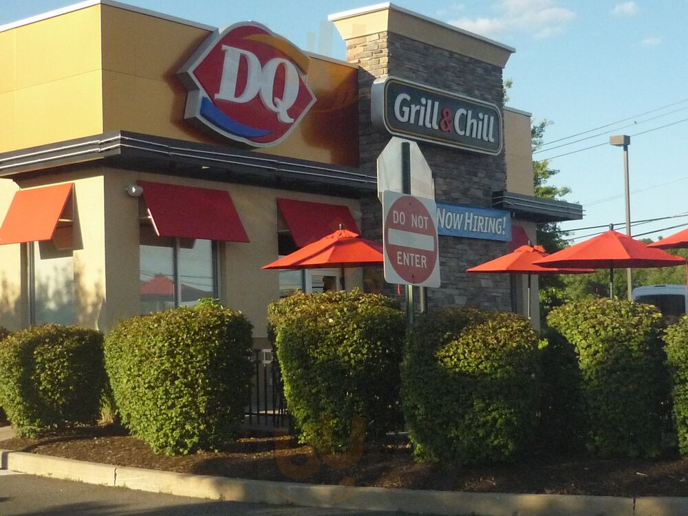 Dairy Queen Grill & Chill