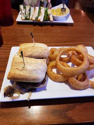 Diamond's Restaurant And Bar