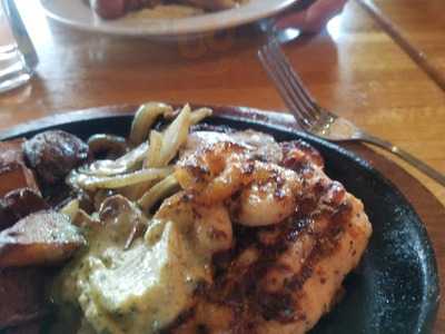 Applebee's Grill + Bar