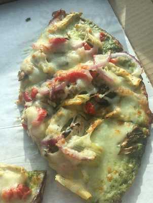 Sully's Pizza And Calzones