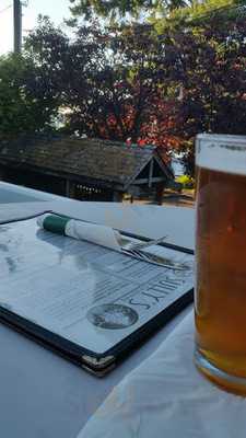 Sully's Pizza And Calzones