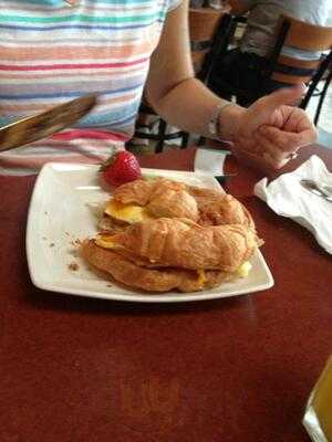 Glacier Rock Restaurant