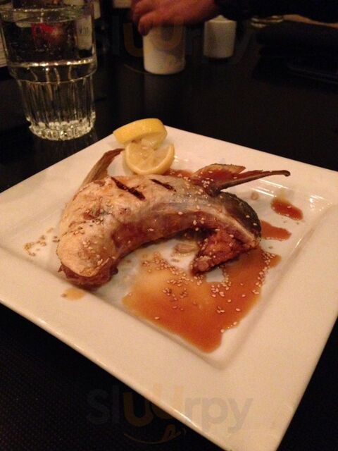 Lil's Sushi Bar & Grill