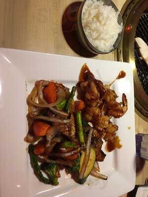 Bulpan Grill & Lounge