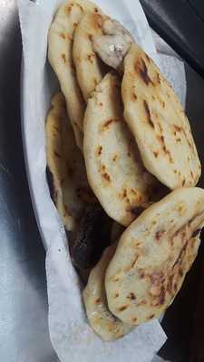 Paco's Pizza & Pasta