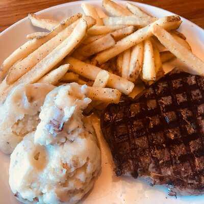 Applebee's Grill + Bar