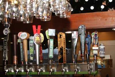 Joe's Filling Station