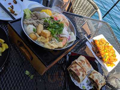 Le Burgeon Bistro And Bar