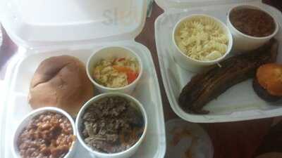 Smokin' G's Bbq Restaurant