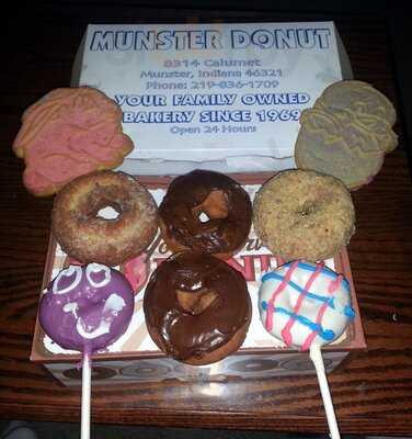 Munster Donuts