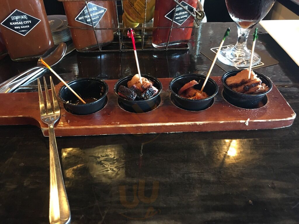 Southern Smoke Bbq & Brewhouse