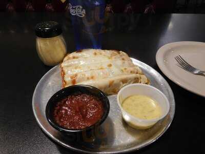 Mama Digrado's Pasta & Pizza