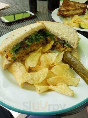 Hungry Moose Market & Deli