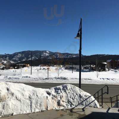 Hungry Moose Market & Deli