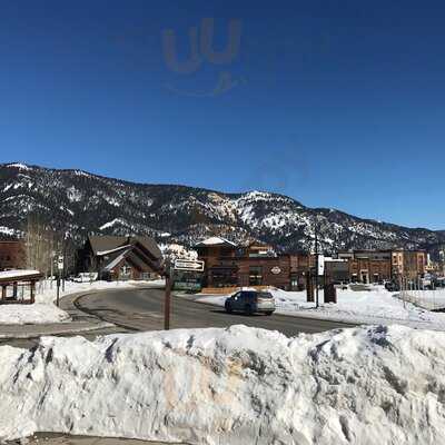 Hungry Moose Market & Deli