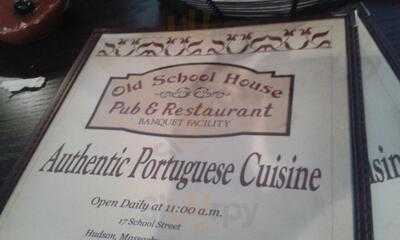 Old Schoolhouse Pub & Restaurant