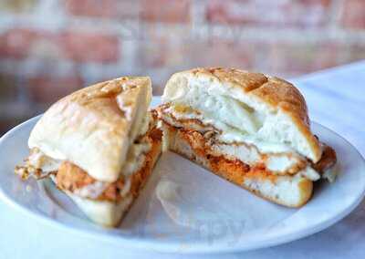 Lucca's Pizzeria & Ristorante