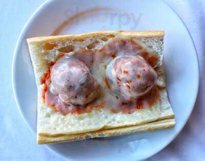 Lucca's Pizzeria & Ristorante